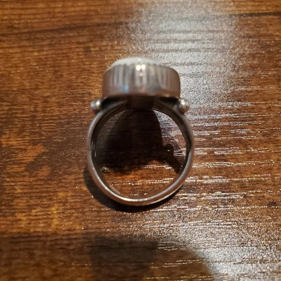 Navajo Handmade White Buffalo Turquoise Sterling Silver Ring - Picture 2 of 5